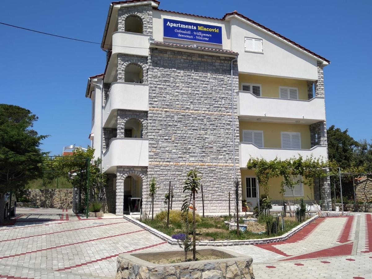 Apartments Mlacovic Раб Екстериор снимка
