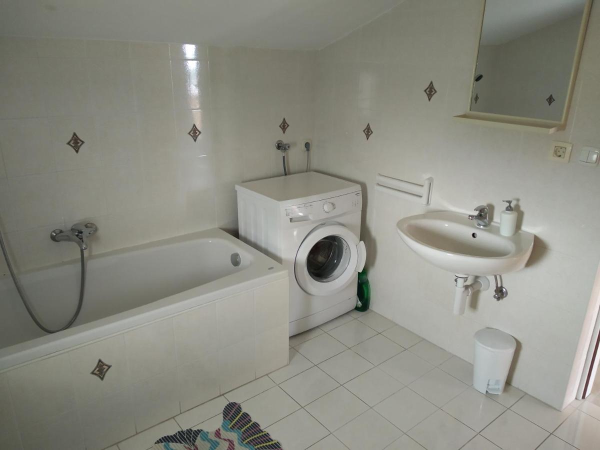 Apartments Mlacovic Раб Екстериор снимка